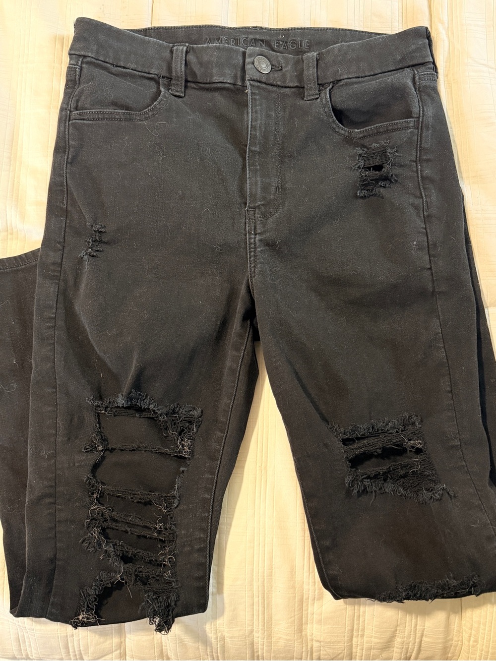 American Eagle Outfitters Black Distressed Skinny Jeans